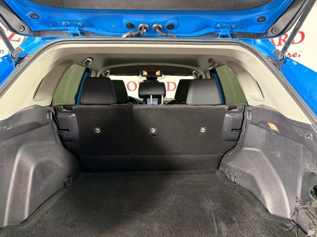 Used 2019 Toyota RAV4 LE FWD image 29