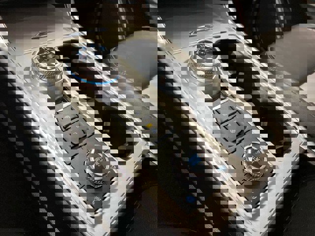 Certified 2022 Ford Explorer XLT w/ Equipment Group 202A image 25