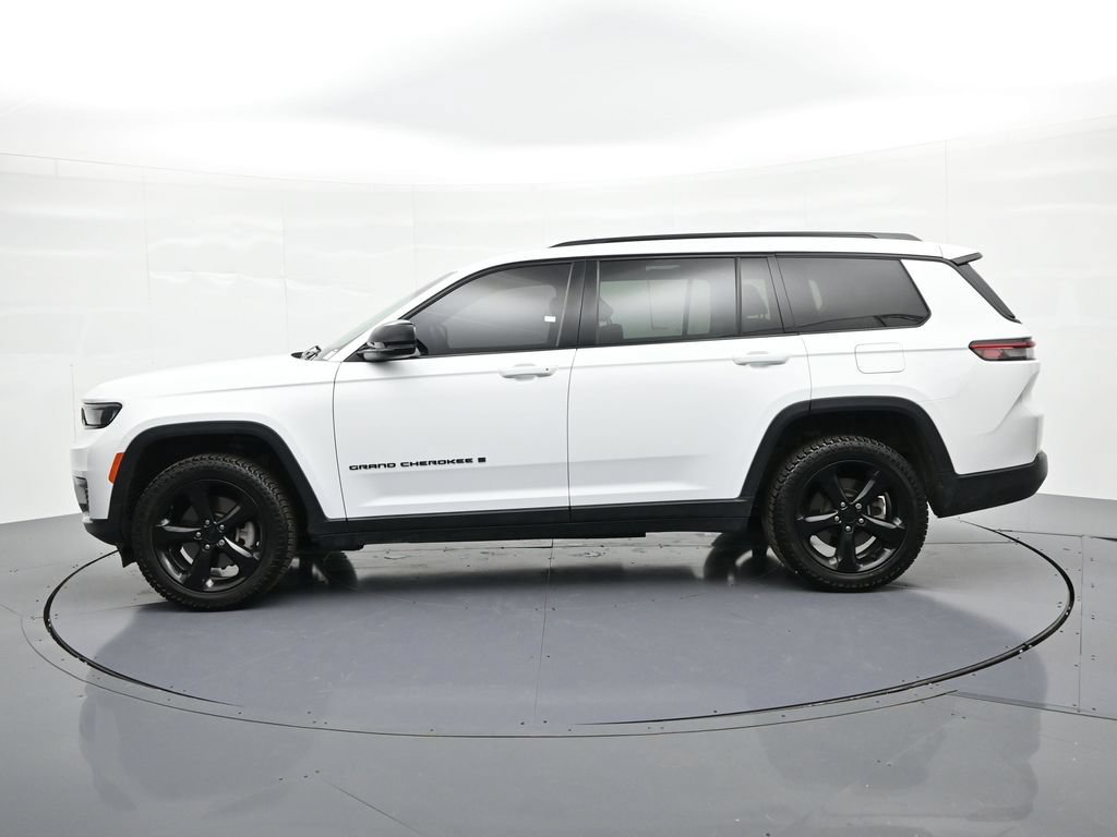 Used 2023 Jeep Grand Cherokee L Laredo AWD/4WD image 9