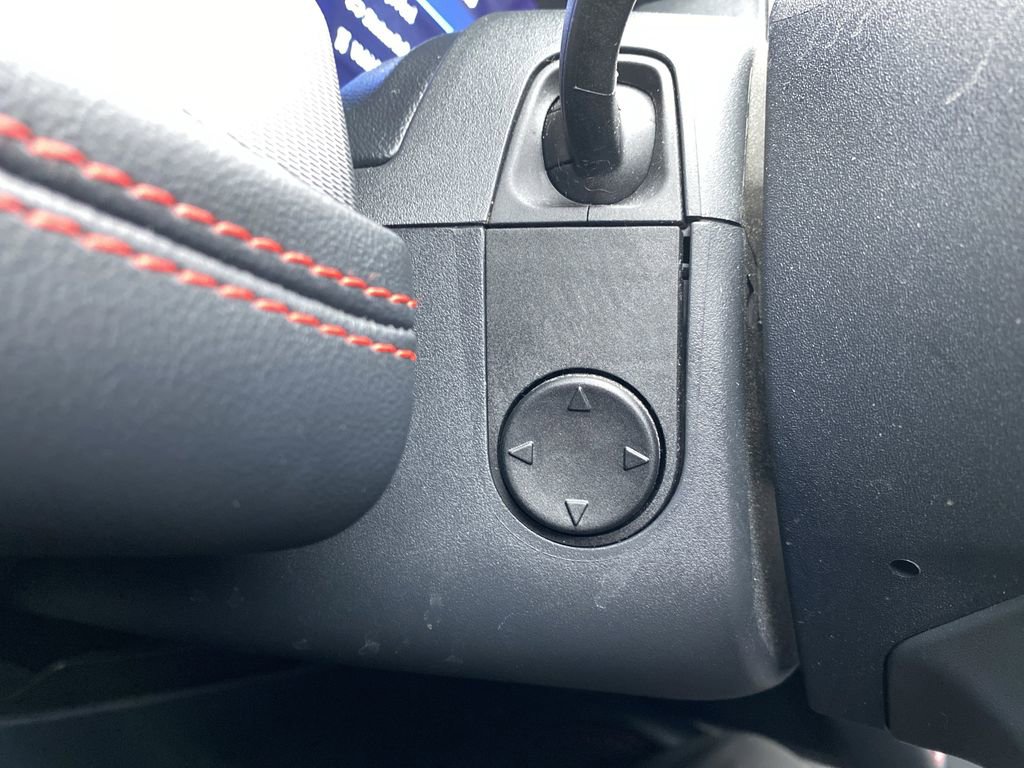 Certified 2025 Ford Explorer ST-Line w/ Premium Package image 34