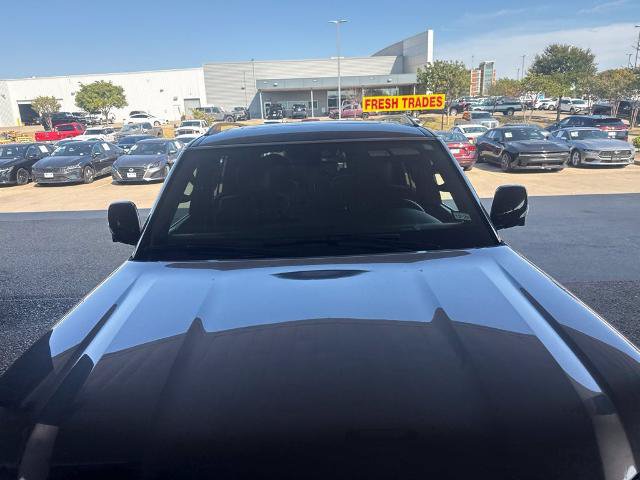 Used 2024 Nissan Armada SL w/ Midnight Edition Package RWD image 8