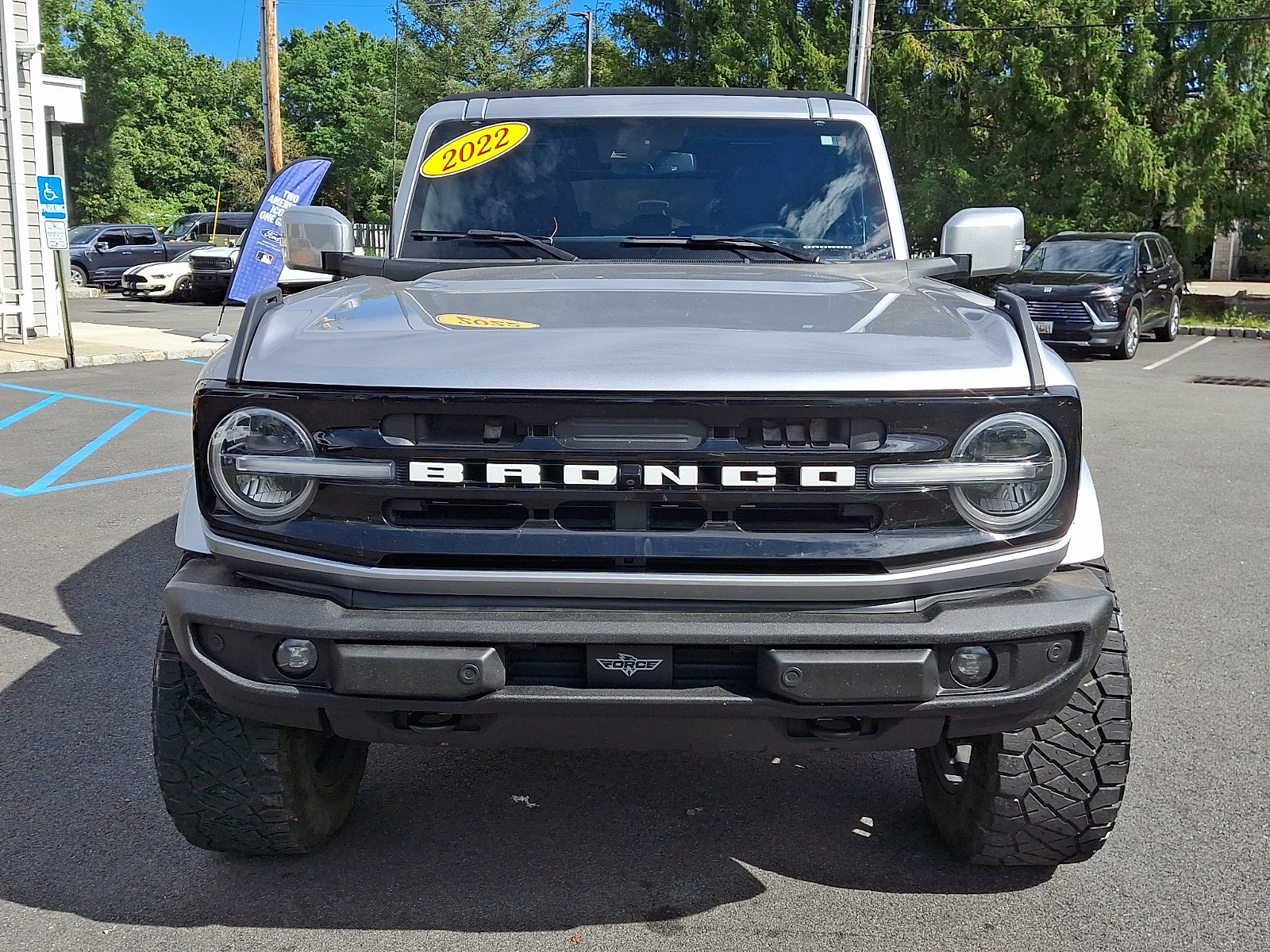 Certified 2022 Ford Bronco Outer Banks AWD/4WD image 2