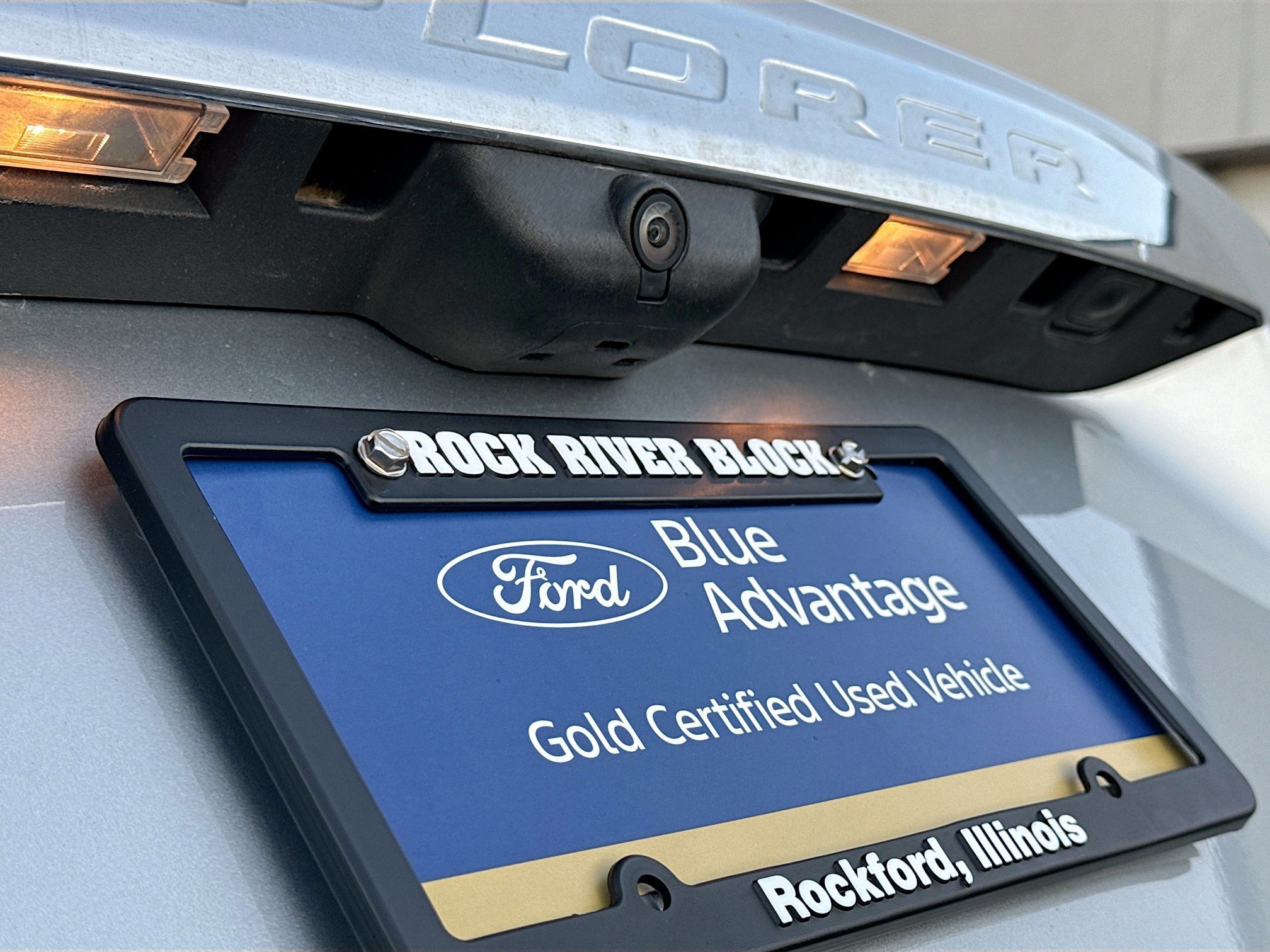 Certified 2023 Ford Explorer XLT w/ Class IV Trailer Tow Package image 16