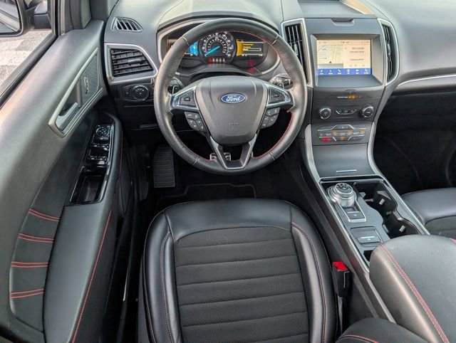 Certified 2020 Ford Edge ST-Line w/ Class II Trailer Tow Package image 12