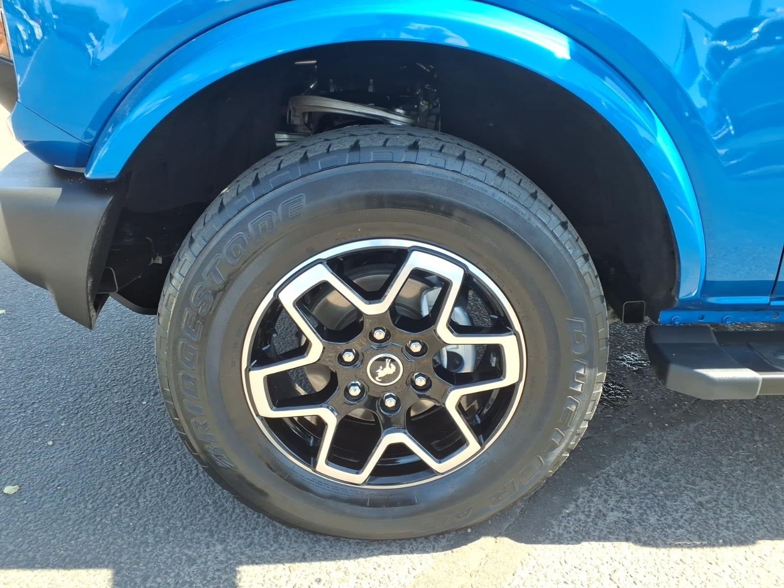 Certified 2023 Ford Bronco Outer Banks AWD/4WD image 9