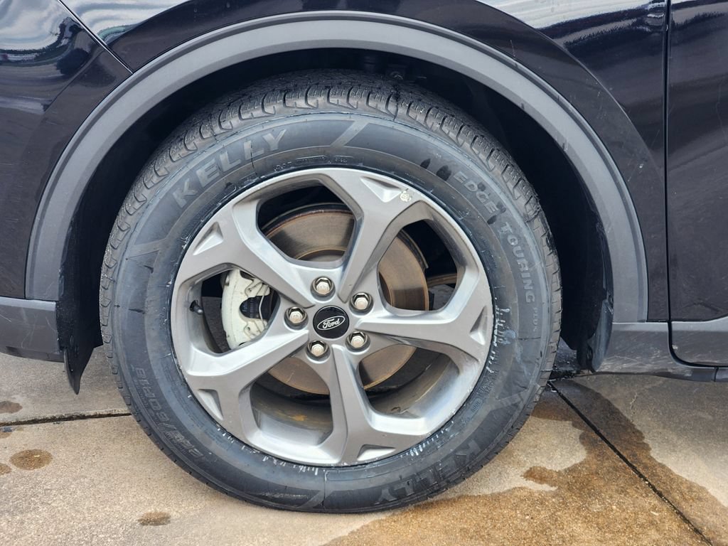 Certified 2025 Ford Escape ST-Line FWD image 10