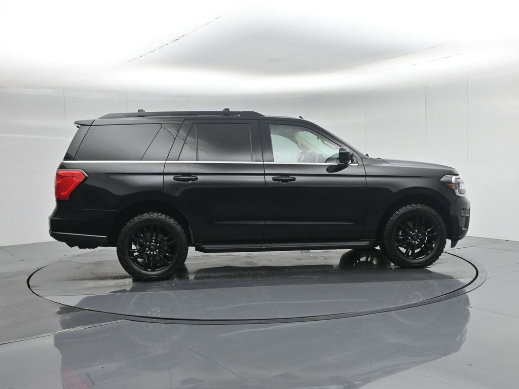 Certified 2022 Ford Expedition XLT image 8