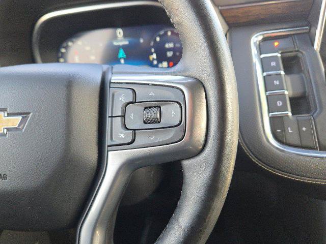 Used 2024 Chevrolet Suburban Premier AWD/4WD image 30