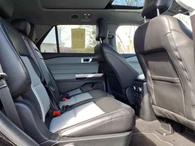 Certified 2022 Ford Explorer XLT w/ Equipment Group 202A AWD/4WD image 12