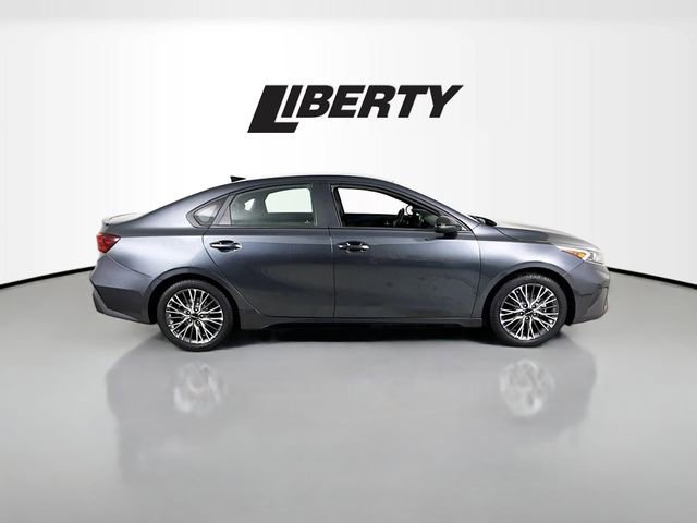 Used 2022 Kia Forte GT-Line w/ GT-Line Technology Package image 6
