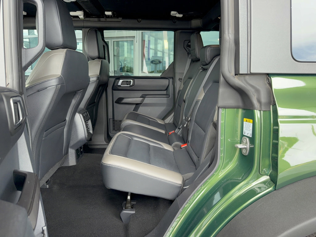 Certified 2025 Ford Bronco Outer Banks w/ Sasquatch Package image 13