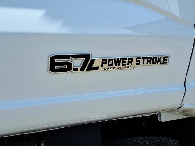 Certified 2026 Ford F450 Lariat w/ Chrome Package image 14
