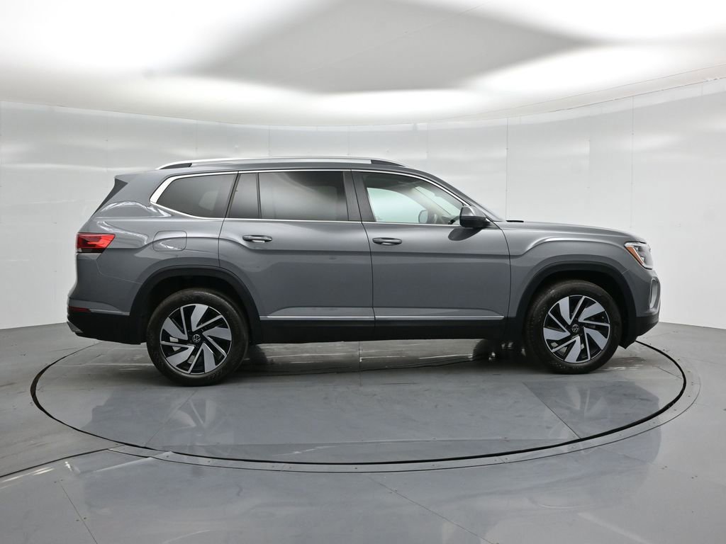 Used 2025 Volkswagen Atlas SEL AWD/4WD image 10