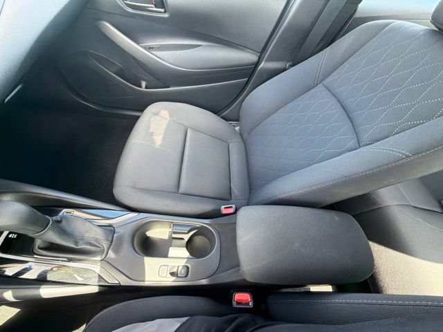Used 2025 Toyota Corolla LE FWD image 27