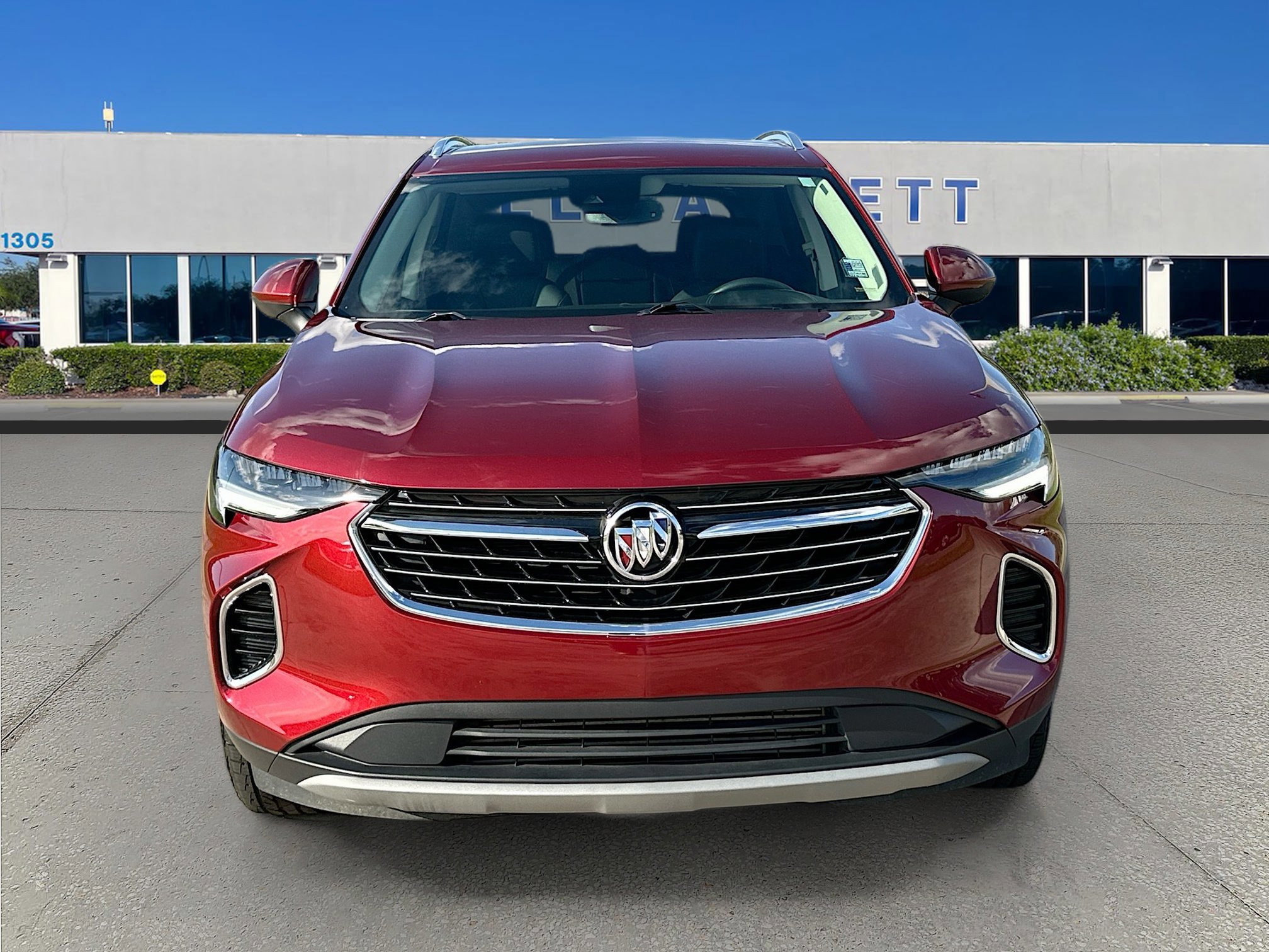 Used 2022 Buick Envision Essence w/ Safety Package image 8