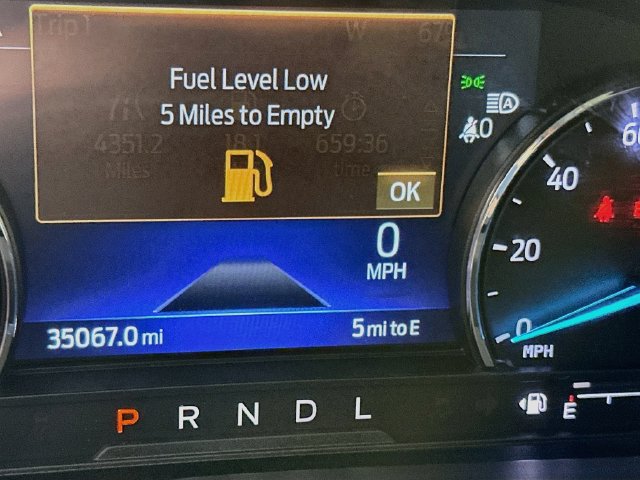 Certified 2023 Ford Explorer Limited w/ Limited Technology Package AWD/4WD image 18