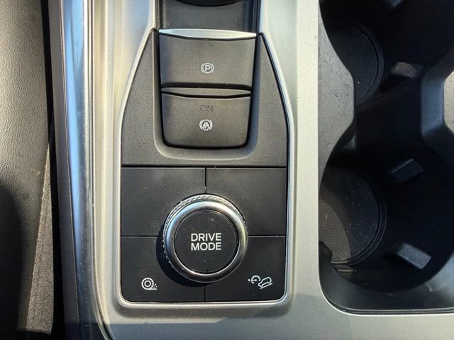 Certified 2023 Ford Explorer XLT w/ Equipment Group 202A AWD/4WD image 26