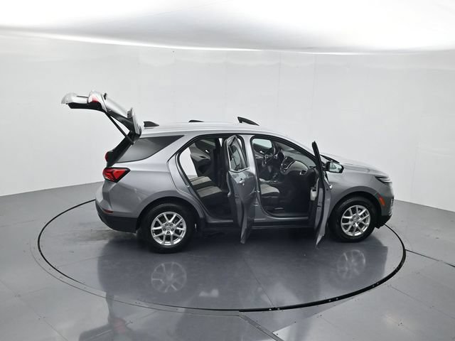Used 2024 Chevrolet Equinox LT AWD/4WD image 50