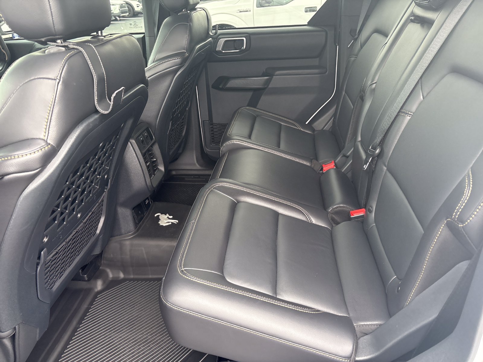 Certified 2025 Ford Bronco Badlands AWD/4WD image 13