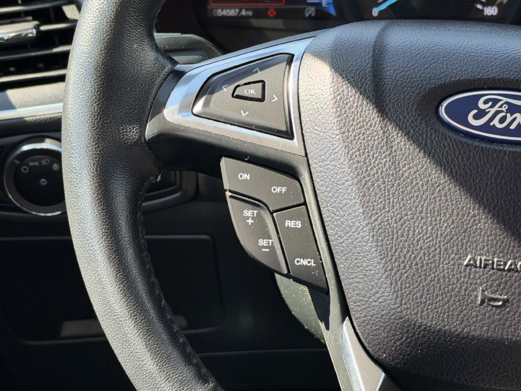Certified 2024 Ford Edge Titanium AWD/4WD image 13