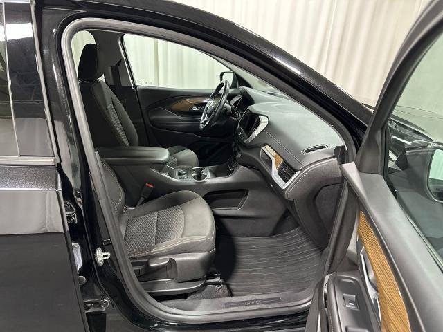 Used 2019 GMC Terrain SLE w/ Driver Convenience Package AWD/4WD image 18