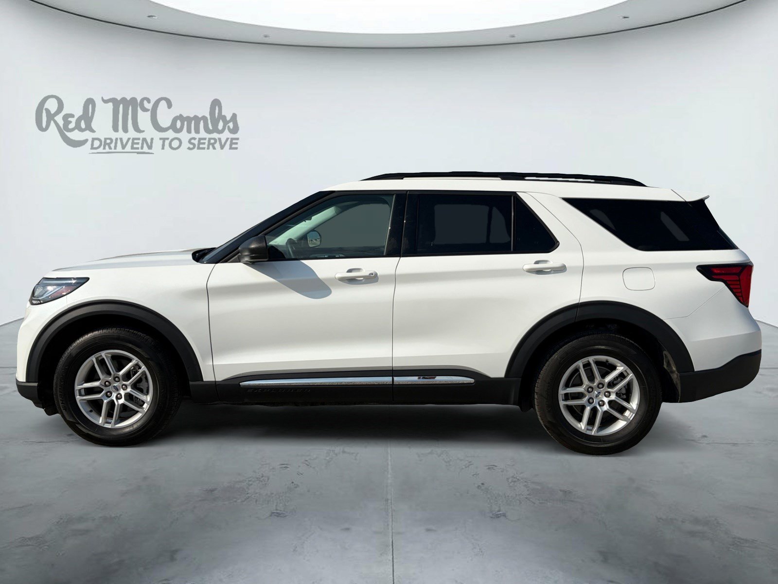 Certified 2025 Ford Explorer Active w/ Active Comfort Package RWD image 8