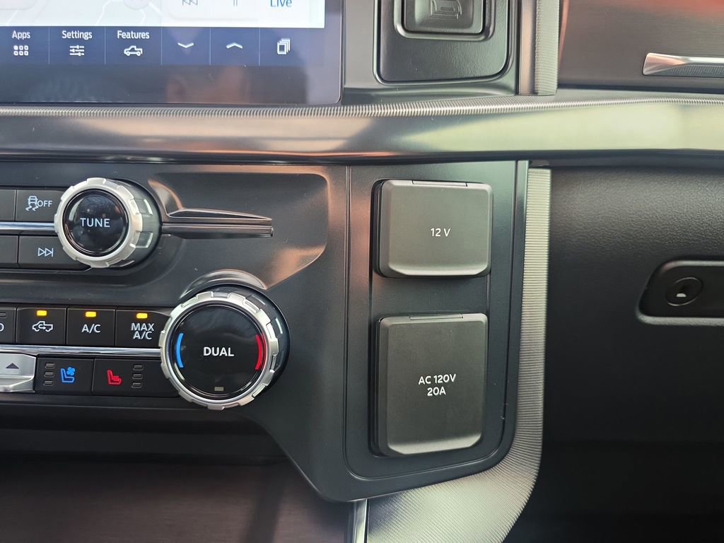 Certified 2025 Ford F150 Platinum w/ Equipment Group 702A High AWD/4WD image 44