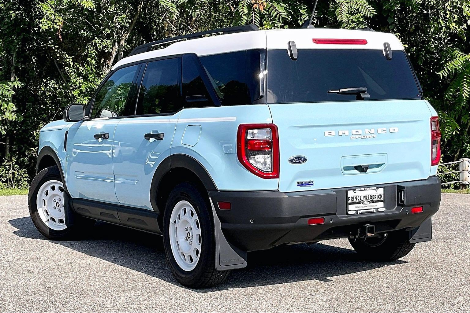 Certified 2024 Ford Bronco Sport Heritage w/ Heritage Convenience Package AWD/4WD image 11