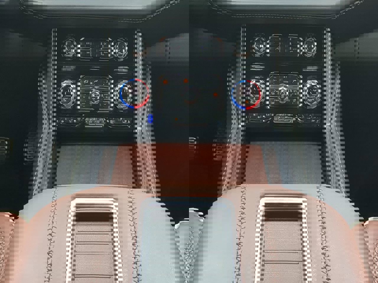 Used 2023 GMC Yukon Denali Ultimate image 17