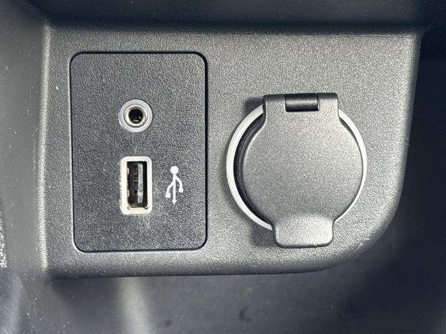 Used 2020 Nissan Kicks SV image 21