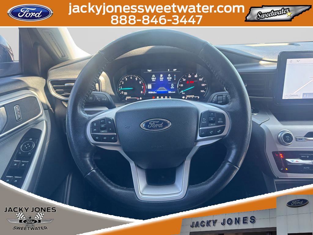 Certified 2022 Ford Explorer XLT w/ Equipment Group 202A image 11