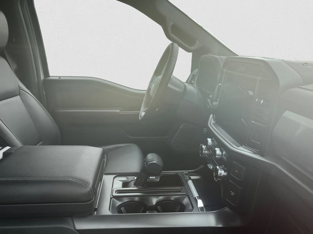 Certified 2025 Ford F150 Lariat w/ Equipment Group 501A Mid image 10