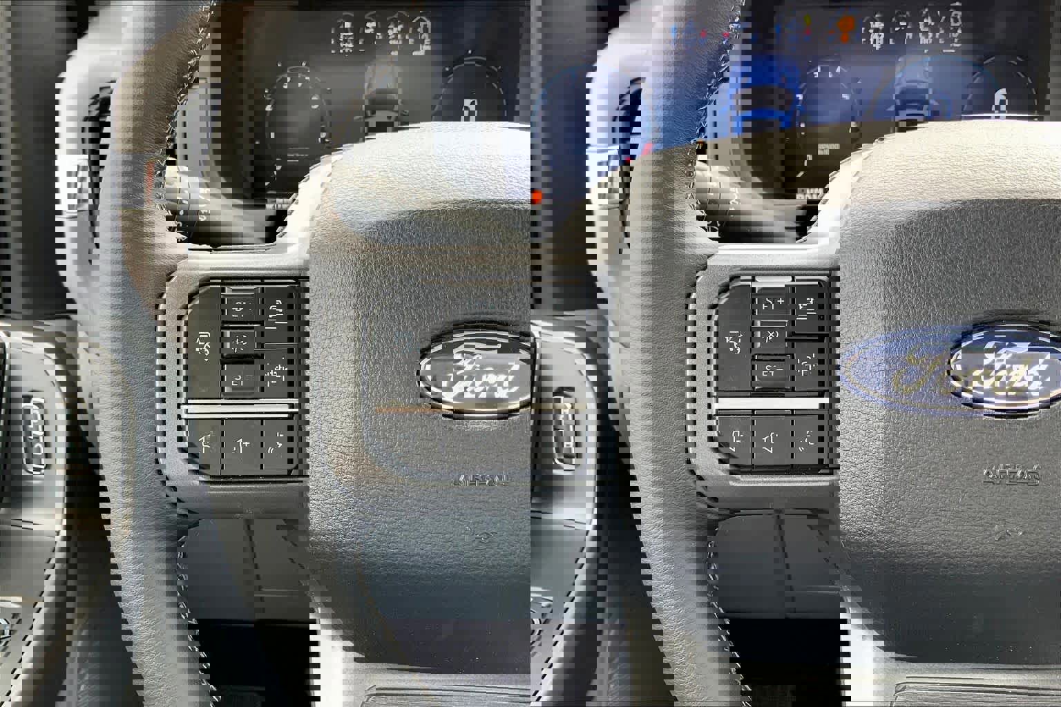 Certified 2025 Ford F150 XLT w/ Equipment Group 302A MID image 23