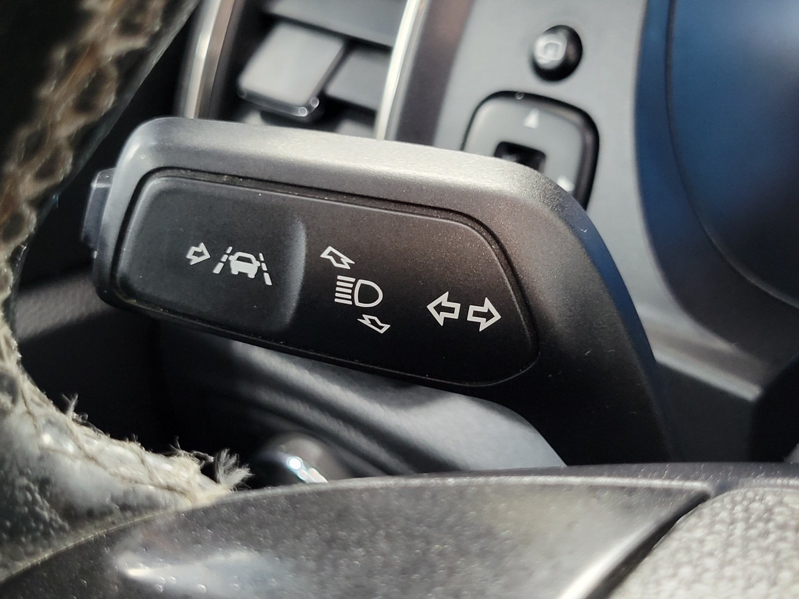 Certified 2021 Ford Ranger Lariat w/ Tremor Off-Road Package AWD/4WD image 16