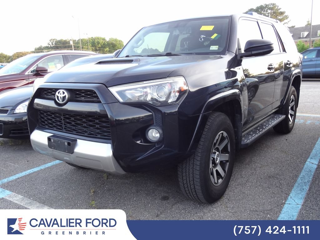 Used 2017 Toyota 4Runner TRD Off-Road AWD/4WD image 3