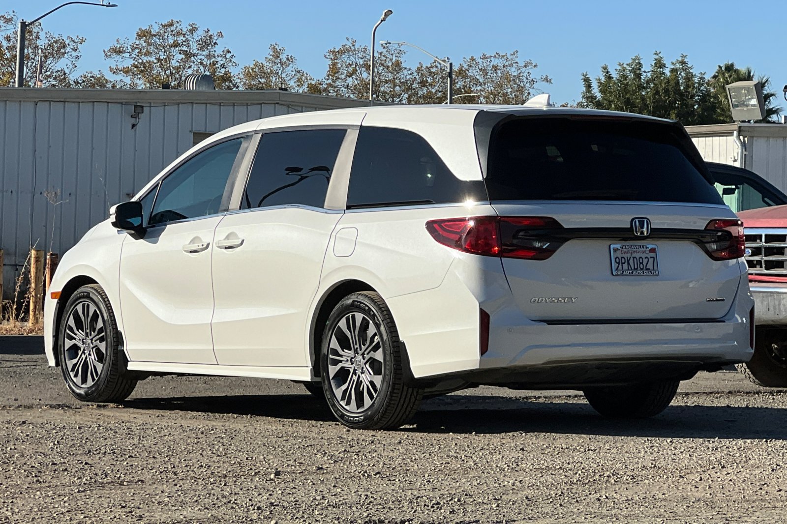 Used 2025 Honda Odyssey Touring image 6
