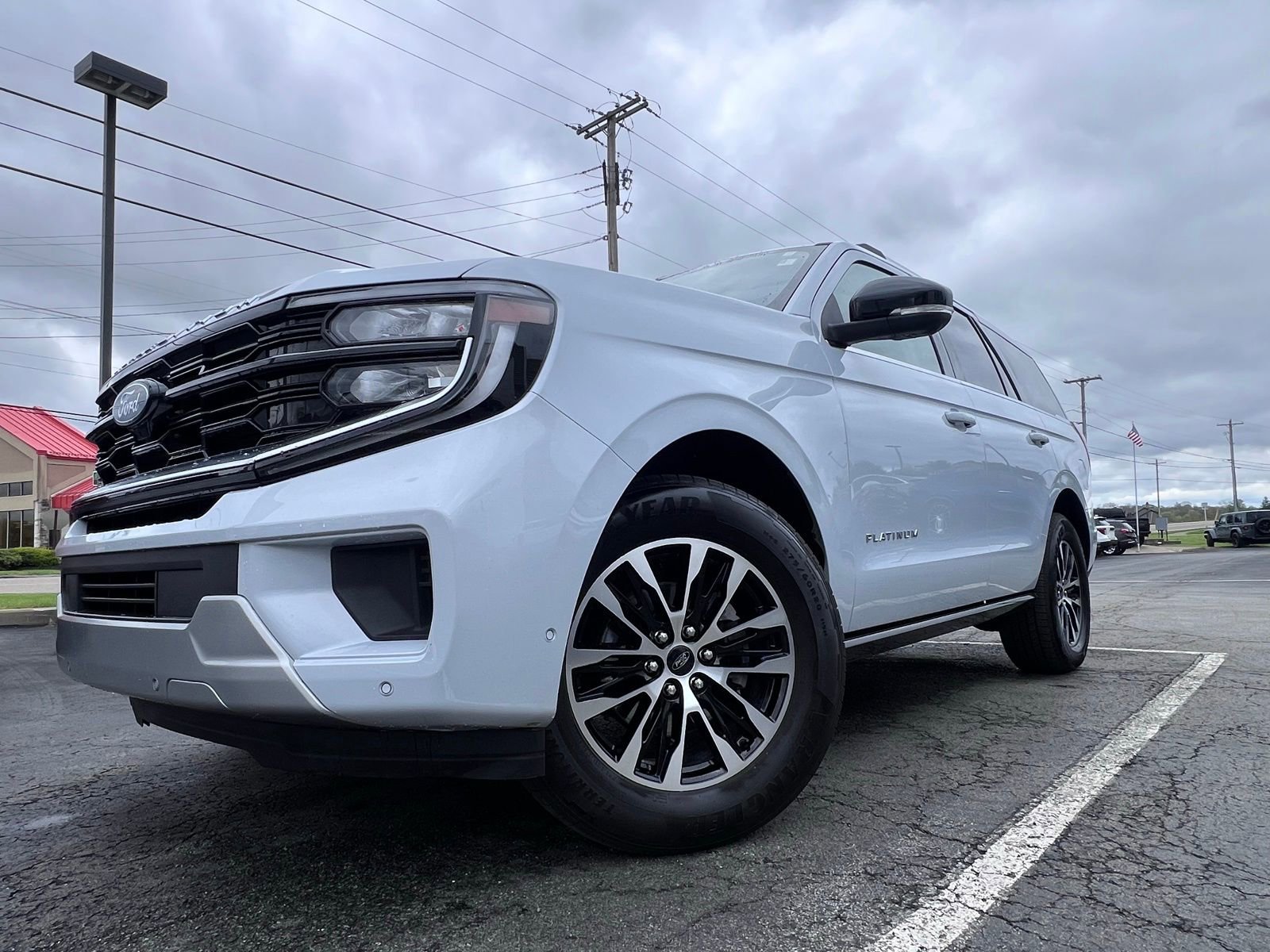 Certified 2025 Ford Expedition Platinum AWD/4WD image 23