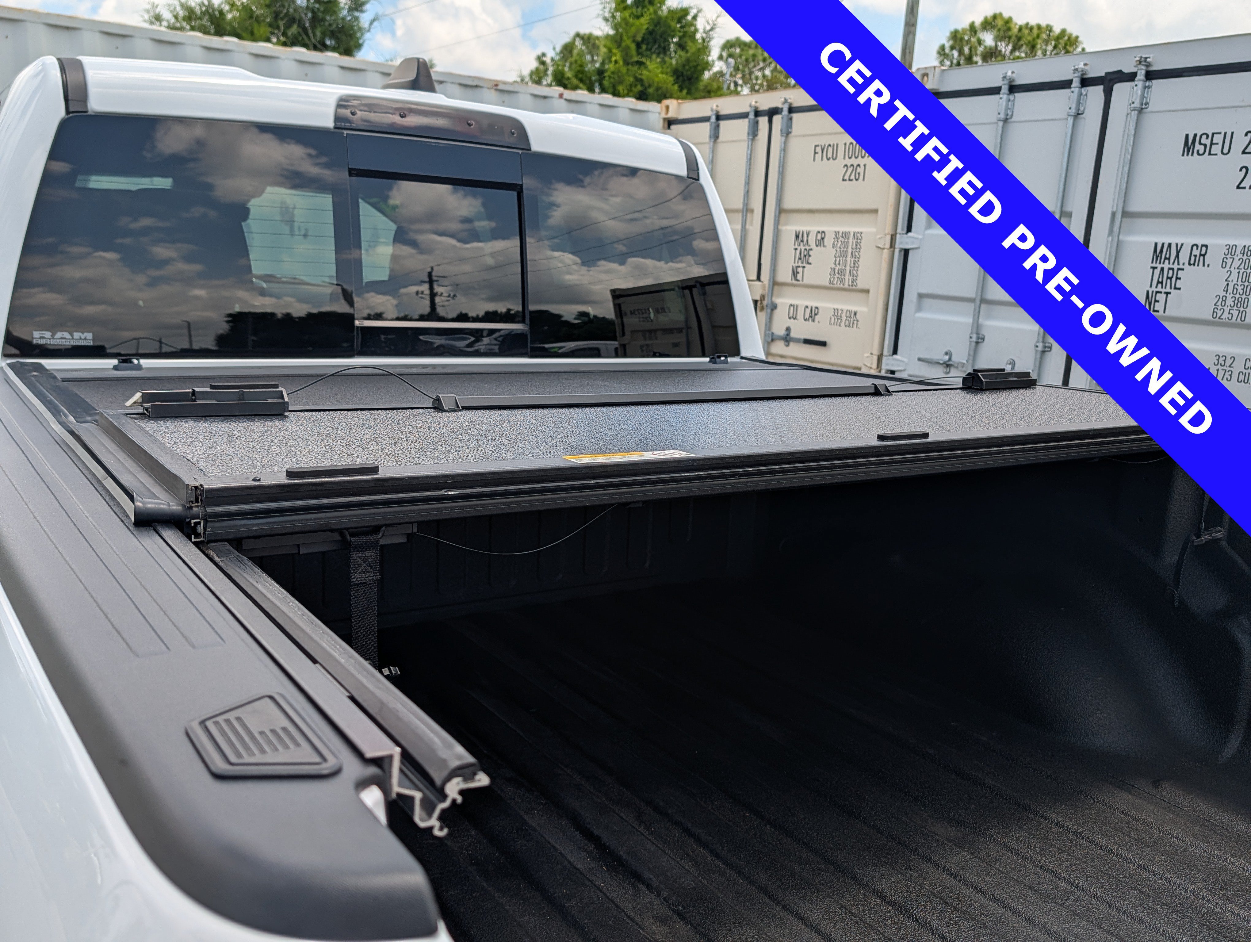 Used 2021 RAM 1500 Laramie RWD image 15