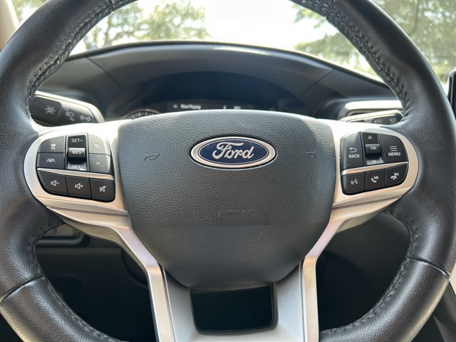 Certified 2023 Ford Explorer XLT w/ Equipment Group 202A RWD image 30
