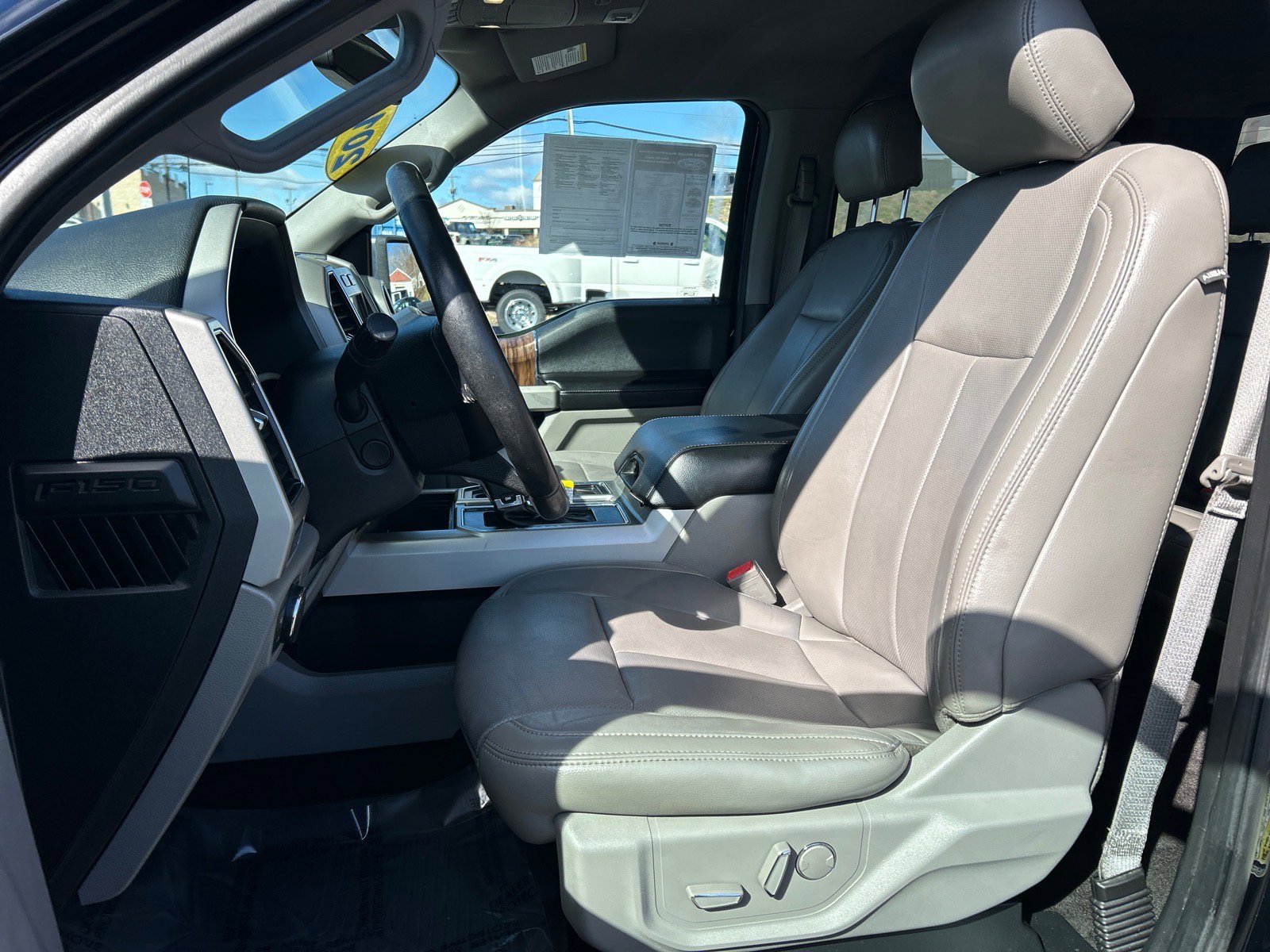 Certified 2018 Ford F150 Lariat w/ Equipment Group 502A Luxury image 7