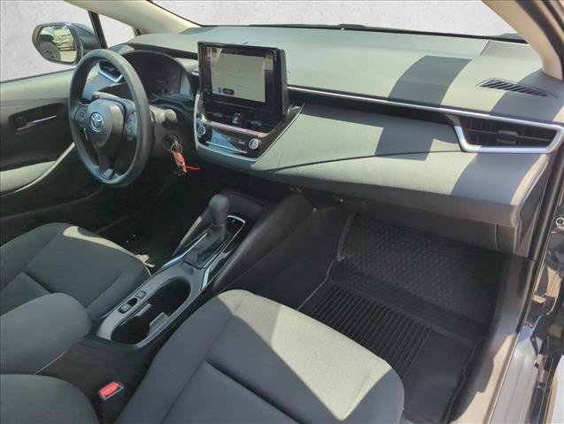 Used 2025 Toyota Corolla LE FWD image 24