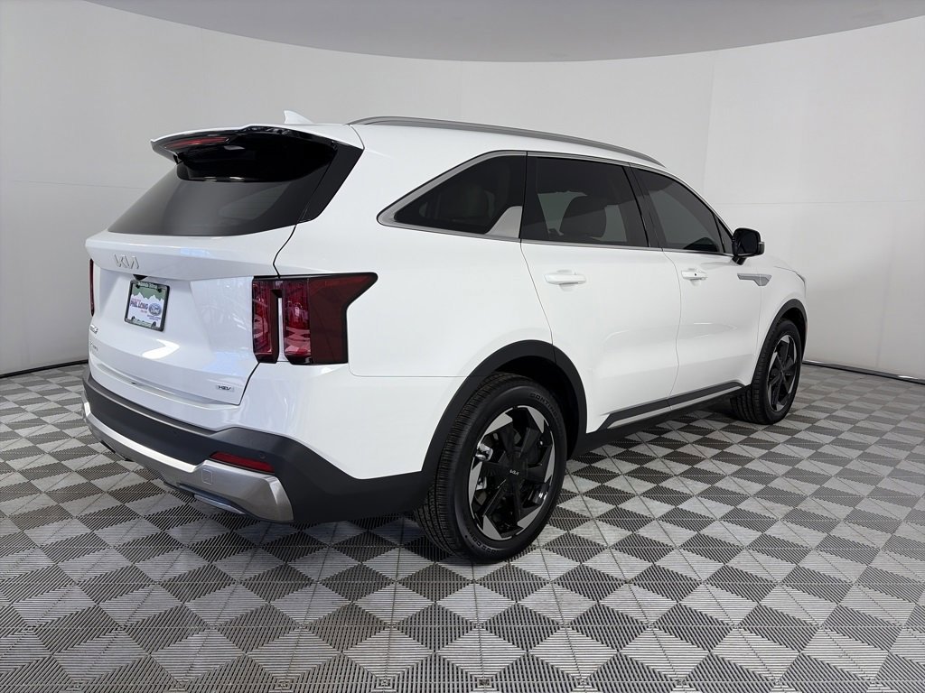 Used 2025 Kia Sorento EX image 5