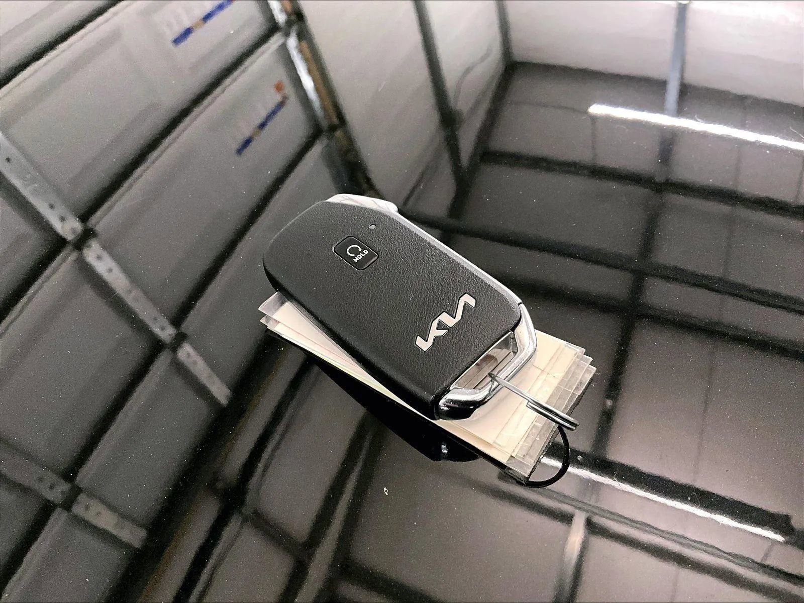 Used 2023 Kia Sportage EX w/ EX Premium Package image 9