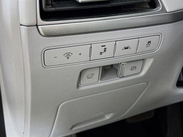 Used 2021 Hyundai Palisade SEL w/ Premium Package image 12