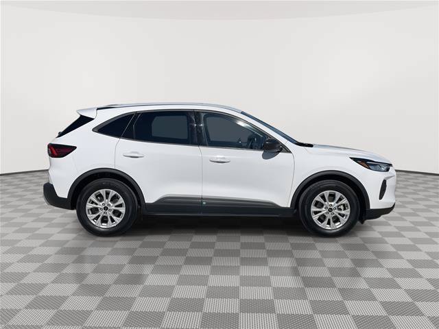 Certified 2025 Ford Escape Active FWD image 6