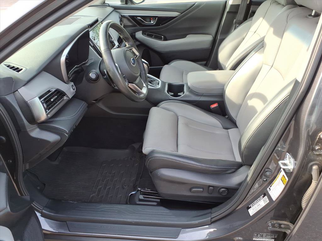 Used 2022 Subaru Outback Limited w/ Popular Package #2 AWD/4WD image 4