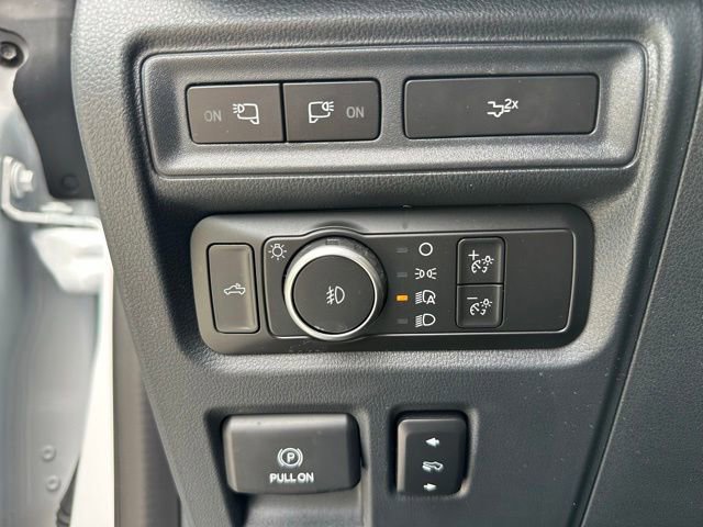 Certified 2022 Ford F150 Lariat w/ Equipment Group 502A High image 25