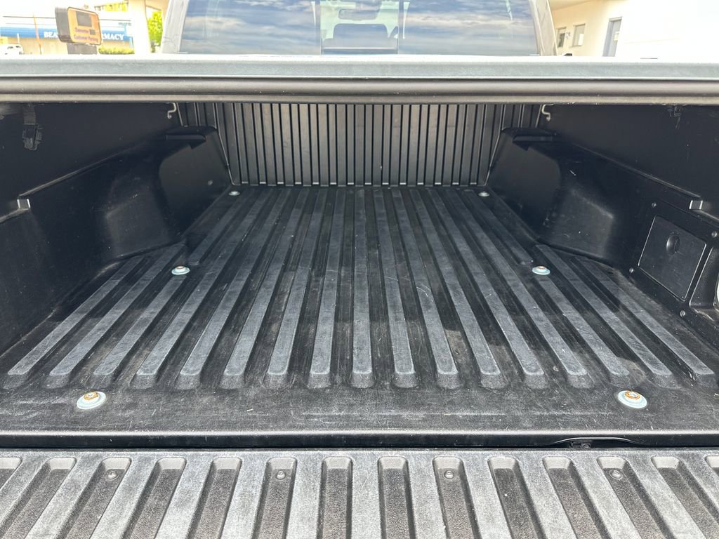 Used 2019 Toyota Tacoma TRD Sport w/ Technology Package AWD/4WD image 6