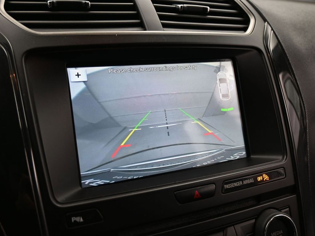 Certified 2018 Ford Explorer XLT w/ Equipment Group 202A FWD image 15