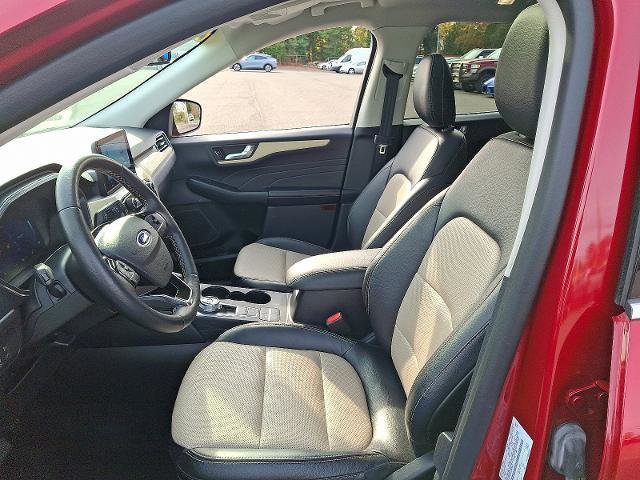 Certified 2022 Ford Escape Titanium w/ Titanium Elite Package image 13